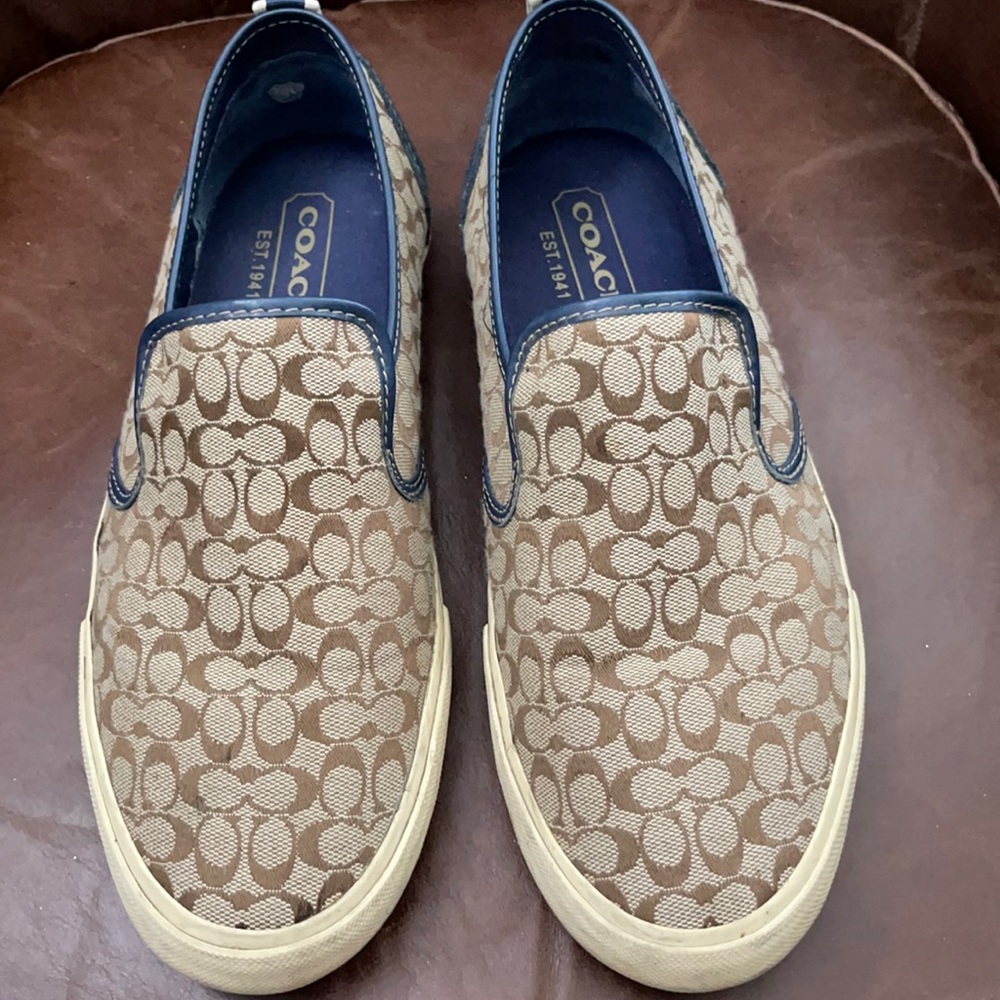 Men’s coach shoes size 10
